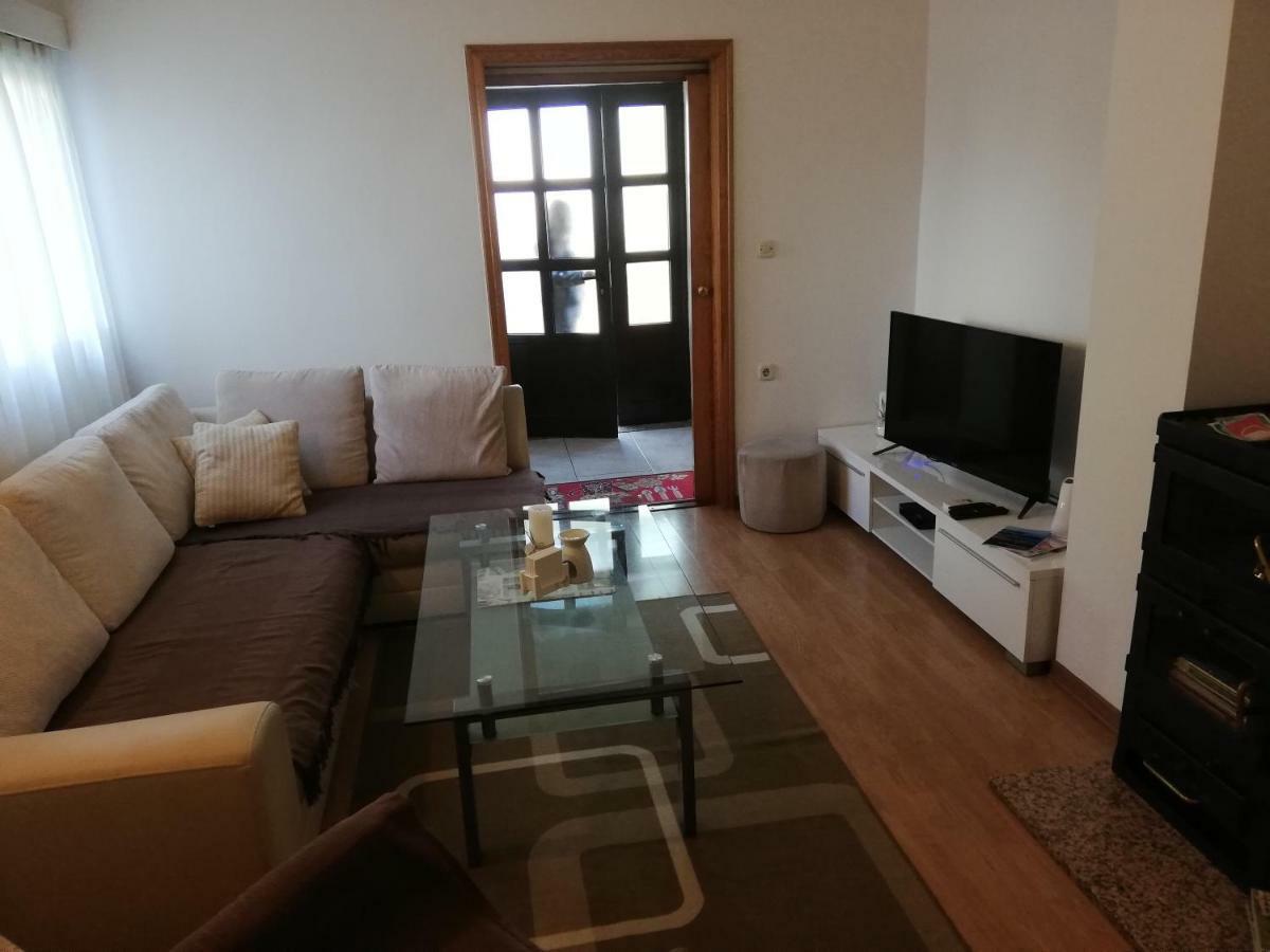 Апартаменты Family Apartman Luka Ровинь Экстерьер фото